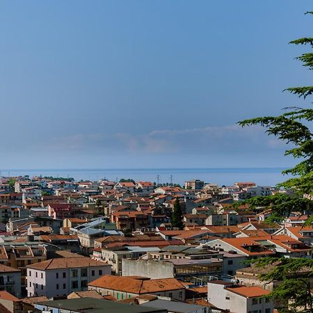 Dimora Cavour Bed & Breakfast Amantea Exterior photo