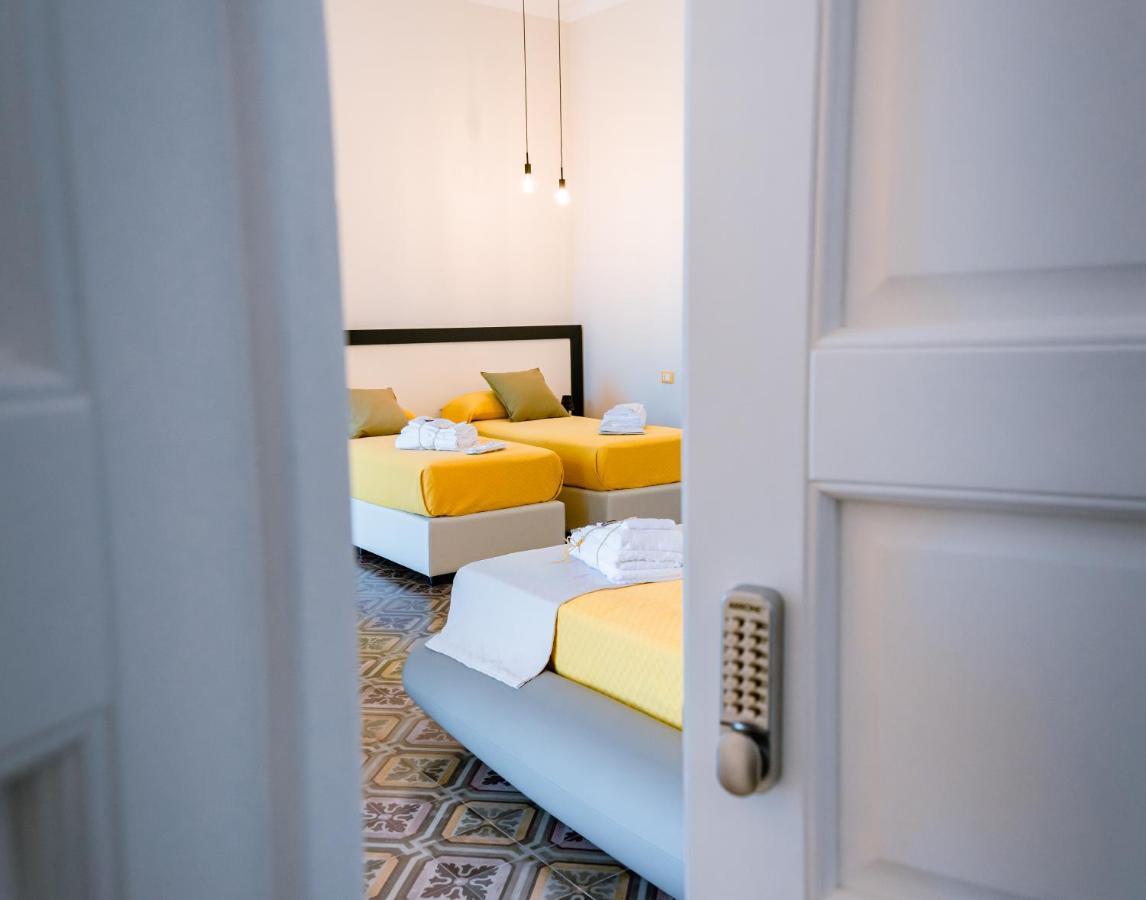 Dimora Cavour Bed & Breakfast Amantea Exterior photo