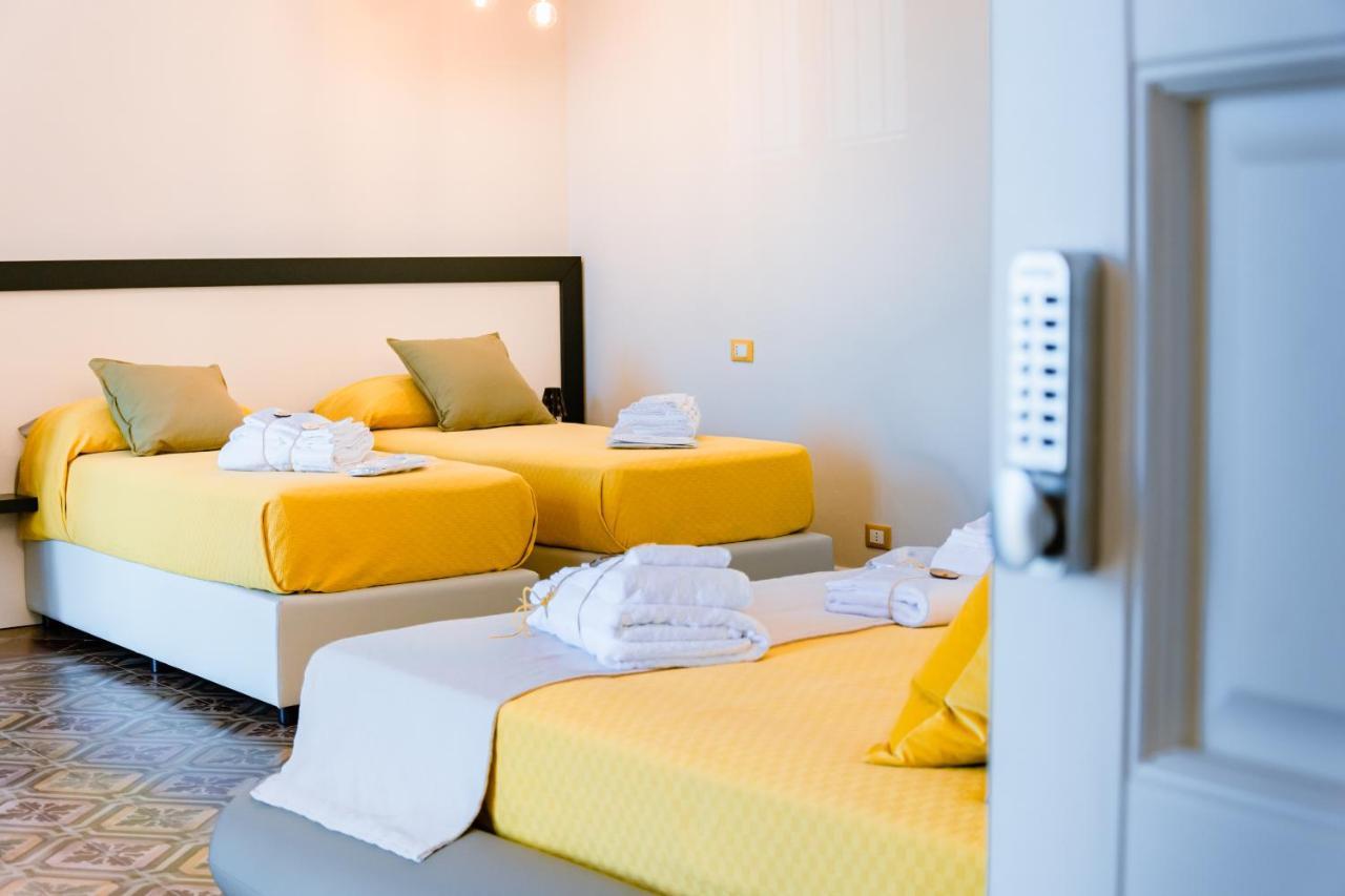 Dimora Cavour Bed & Breakfast Amantea Exterior photo